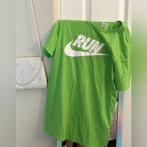 Cute Nike running T!